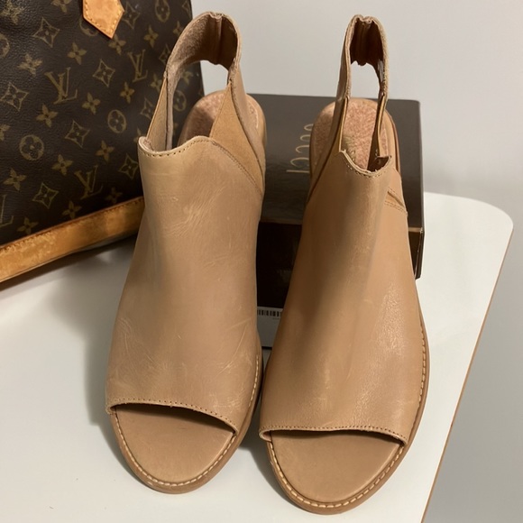 Musse & Cloud , women’s 10 (eu 41) genuine leather peep toe flat ankle booties - Picture 7 of 7